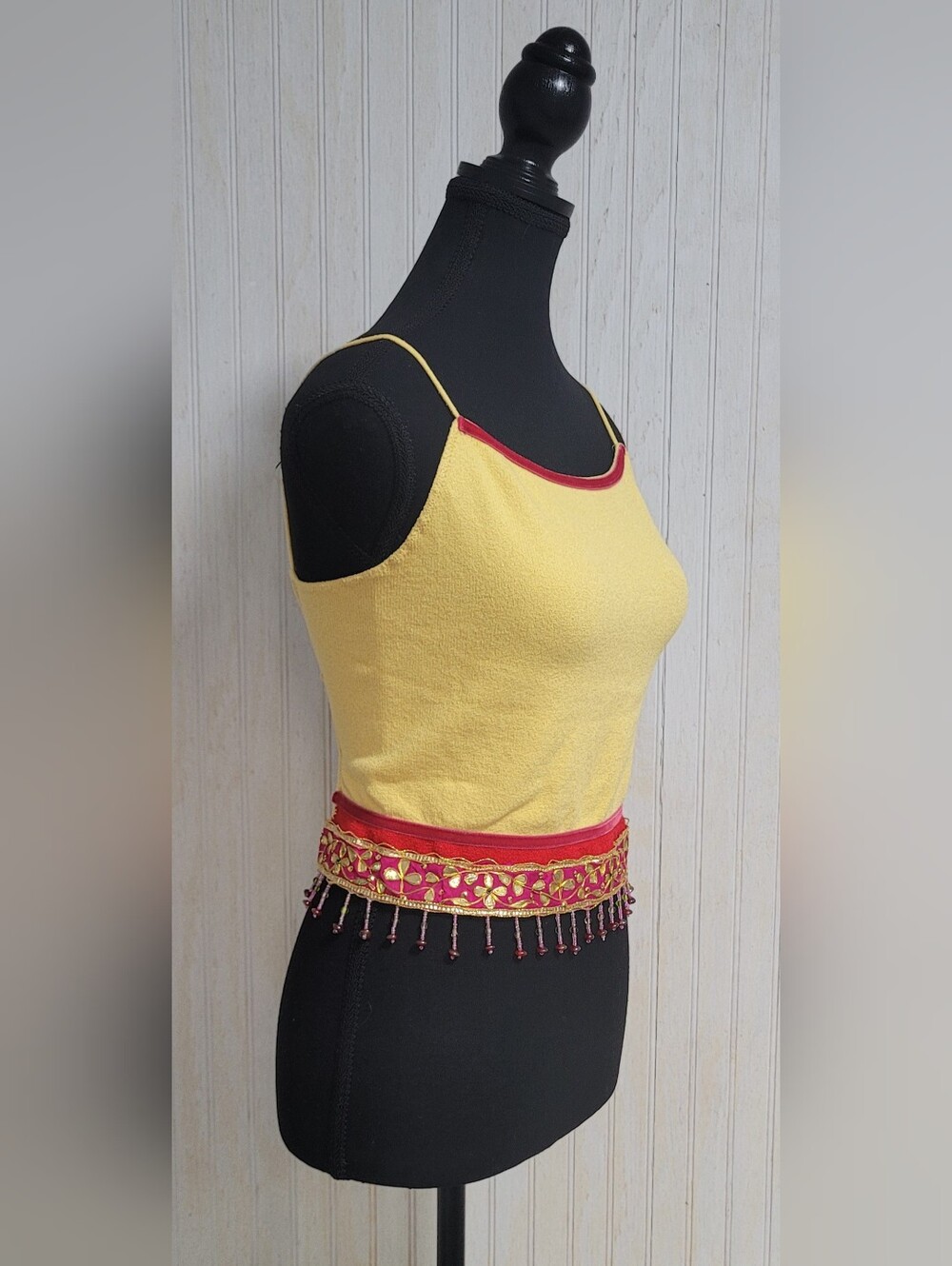 ​Vintage 90s Y2K Cache Yellow Beaded Fringe Open Back Cami Crop Top Large - Picture 4 of 13
